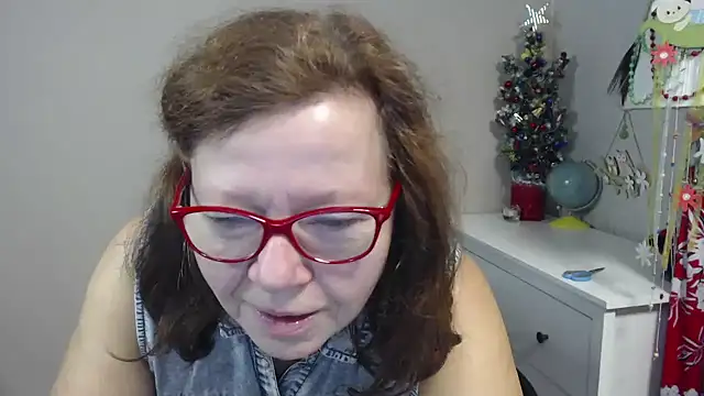 Snapshot of Adelewildx chatting on January 2025 05:21:02 AM Adelewildx online show from January 2025 05:21:02 AM