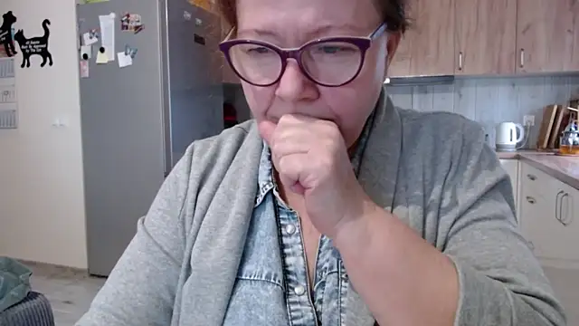 Snapshot of Adelewildx chatting on February 2025 10:29:02 AM Adelewildx online show from February 2025 10:29:02 AM