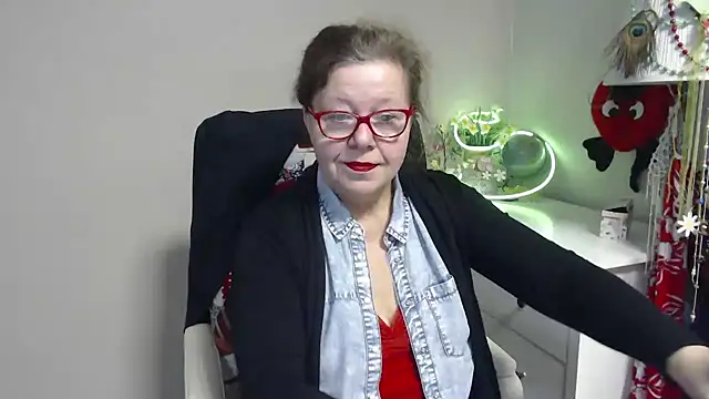 Snapshot of Adelewildx chatting on February 2025 04:31:01 AM Adelewildx online show from February 2025 04:31:01 AM