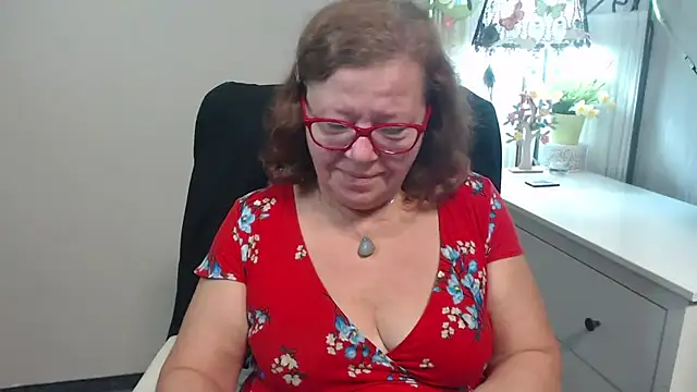 Snapshot of Adelewildx chatting on September 2025 02:44:01 AM Adelewildx online show from September 2025 02:44:01 AM