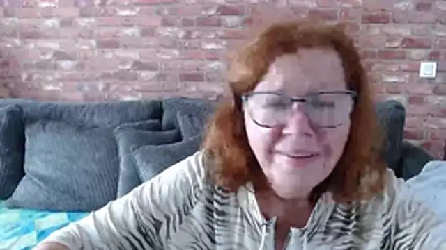 Snapshot of Adelewildx chatting on October 2025 11:07:01 AM Adelewildx online show from October 2025 11:07:01 AM