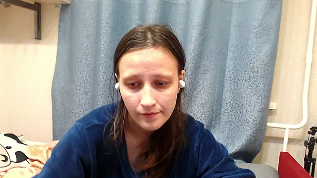 Snapshot of alisacucumber chatting on October 2025 04:29:02 PM alisacucumber online show from October 2025 04:29:02 PM