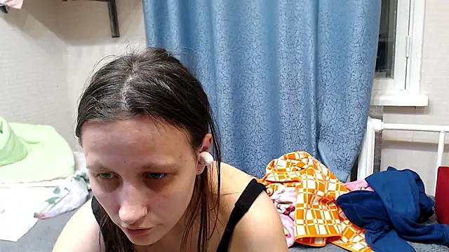 Snapshot of alisacucumber chatting on November 2025 04:40:01 PM alisacucumber online show from November 2025 04:40:01 PM