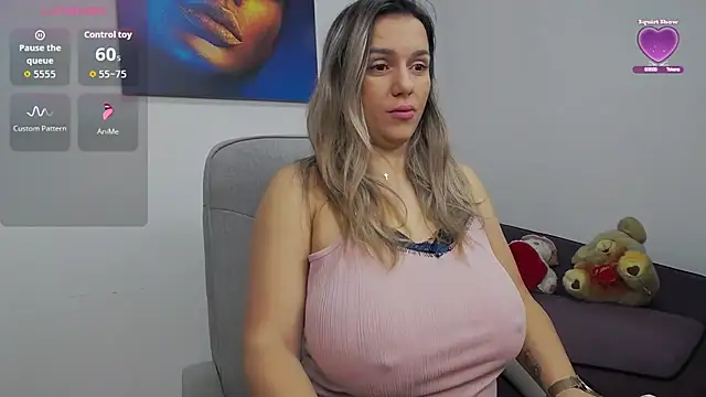 NattyBoobs online show from December 2025 07:14:02 AM