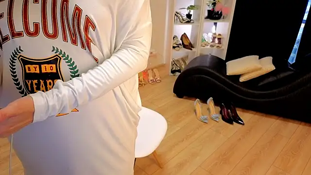 Snapshot of CaringSophie chatting on March 2026 10:55:02 AM CaringSophie online show from March 2026 10:55:02 AM