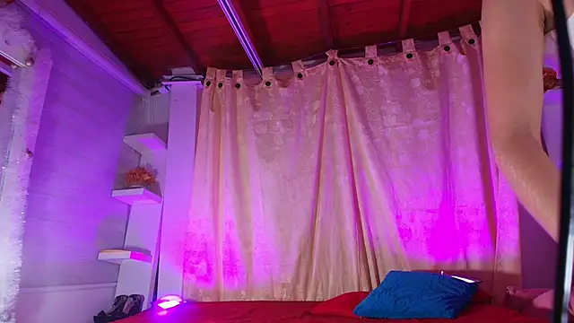 emyli sw  online show from March 2025 03:09:02 AM