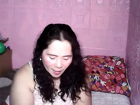 Snapshot of hotpusie_4u chatting on September 2025 01:44:02 PM hotpusie 4u online show from September 2025 01:44:02 PM