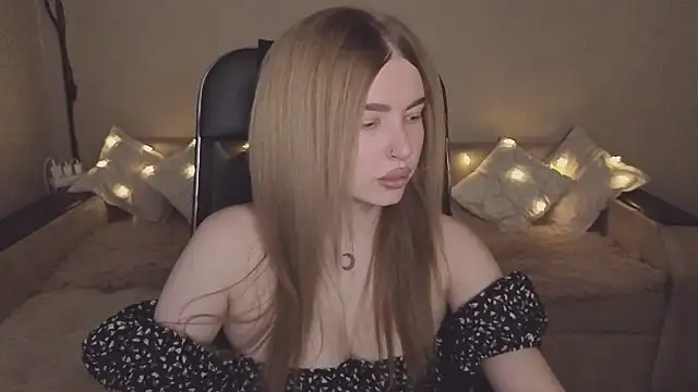 ViolettaLopez online show from November 2025 12:15:01 PM