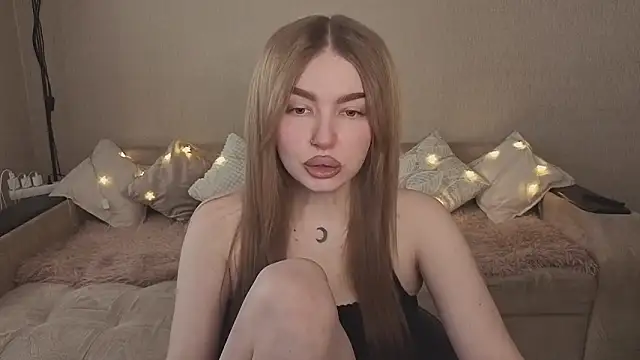 ViolettaLopez online show from March 2026 01:29:02 PM