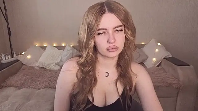 Snapshot of ViolettaLopez chatting on July 2026 01:14:02 PM ViolettaLopez online show from July 2026 01:14:02 PM