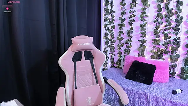 ashley morgan 18 online show from October 2025 02:21:02 AM