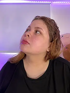 Snapshot of AshlyRouse chatting on March 2025 02:51:02 PM AshlyRouse online show from March 2025 02:51:02 PM