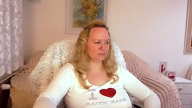Sarah4you online show from February 2025 04:11:02 PM