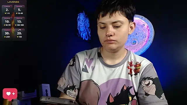 girl intense444 online show from September 2025 01:38:01 PM