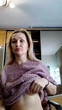 ModelEva online show from November 2025 11:10:03 AM