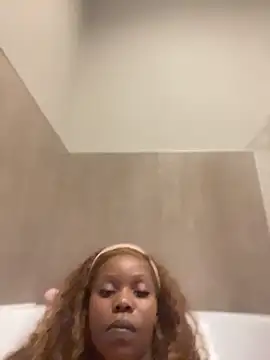 cherryontopy online show from June 2026 10:04:01 PM