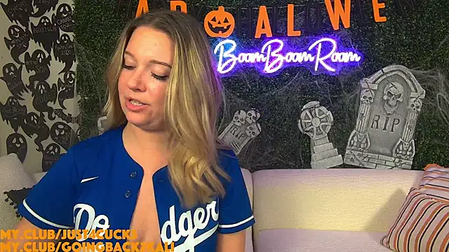 boomboomr00m online show from November 2025 04:48:01 AM