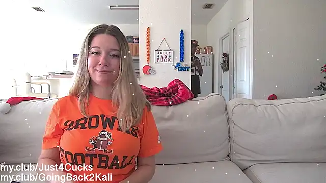 boomboomr00m online show from December 2025 07:29:02 PM