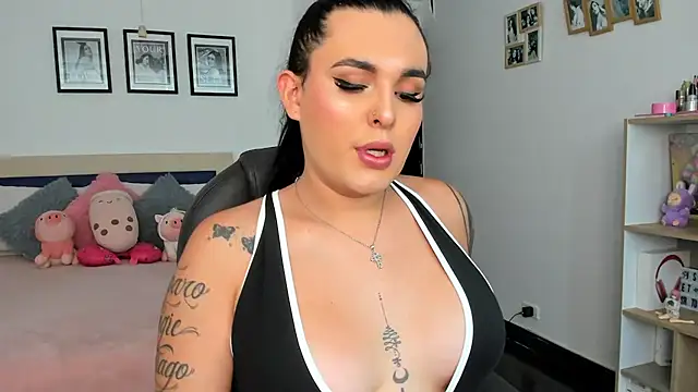 naty pink online show from April 2026 03:28:02 PM