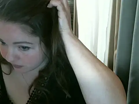 Snapshot of cute__cherry chatting on February 2025 04:41:02 PM cute  cherry online show from February 2025 04:41:02 PM