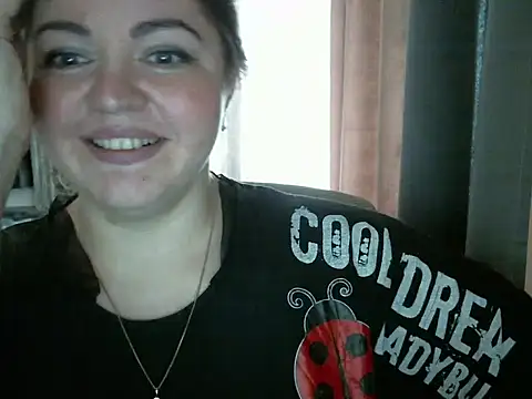 Snapshot of cute__cherry chatting on March 2025 01:07:01 PM cute  cherry online show from March 2025 01:07:01 PM