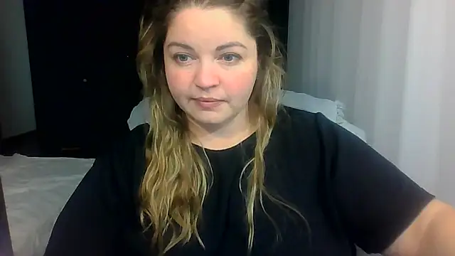 Snapshot of cute__cherry chatting on July 2026 06:53:01 PM cute cherry online show from July 2026 06:53:01 PM