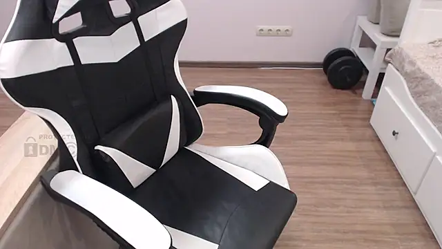 Mandarin4ks online show from March 2025 12:35:02 PM