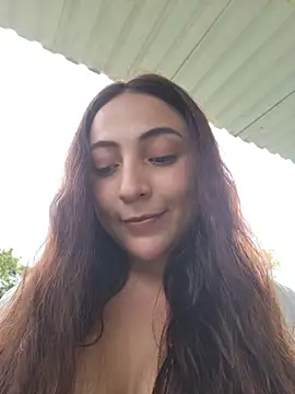 Snapshot of VickyHoult chatting on June 2026 10:34:01 PM VickyHoult online show from June 2026 10:34:01 PM