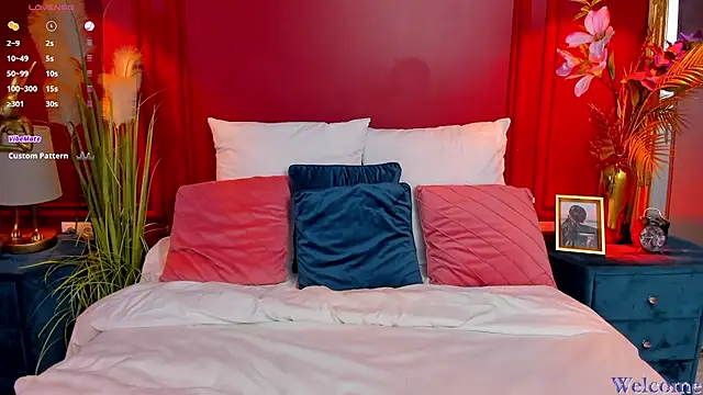 MiaMuse online show from February 2025 08:14:02 PM