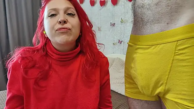 Snapshot of GenrikhBecca chatting on October 2025 07:05:02 AM GenrikhBecca online show from October 2025 07:05:02 AM