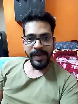 arhan3043 online show from December 2024 04:49:01 PM