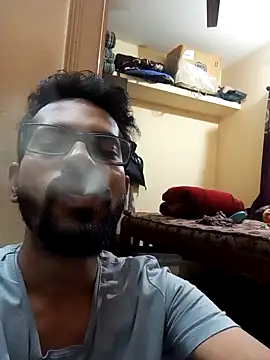 arhan3043 online show from December 2024 08:12:02 PM