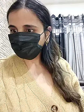 Snapshot of tinaarora chatting on January 2025 03:34:02 AM tinaarora online show from January 2025 03:34:02 AM