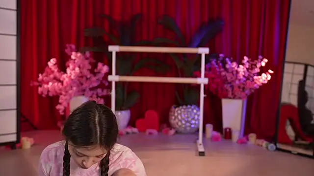 KittyCaitlin online show from March 2025 07:53:01 PM