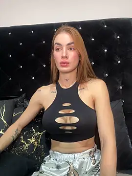 Snapshot of SofiaCarter chatting on December 2024 04:17:01 PM SofiaCarter online show from December 2024 04:17:01 PM