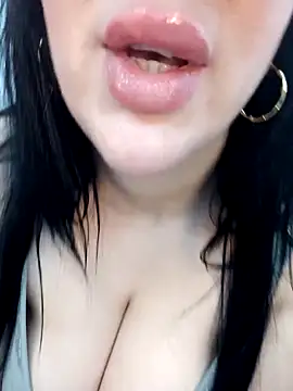 Queen sousou online show from February 2025 09:13:01 PM