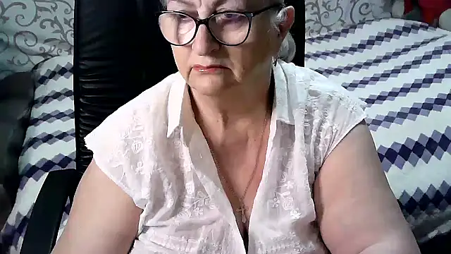 Snapshot of LolkaAlyss chatting on March 2025 03:37:02 PM LolkaAlyss online show from March 2025 03:37:02 PM