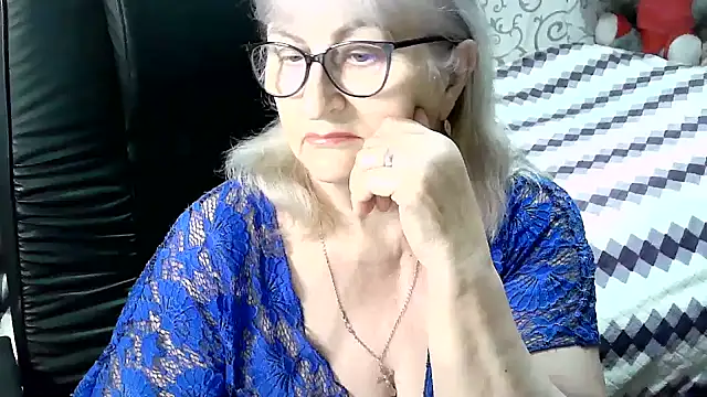 Snapshot of LolkaAlyss chatting on March 2025 07:55:02 AM LolkaAlyss online show from March 2025 07:55:02 AM