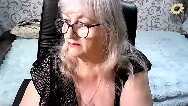 Snapshot of LolkaAlyss chatting on September 2025 08:42:01 PM LolkaAlyss online show from September 2025 08:42:01 PM