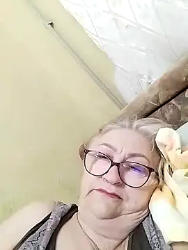 Snapshot of LolkaAlyss chatting on September 2025 08:35:02 PM LolkaAlyss online show from September 2025 08:35:02 PM