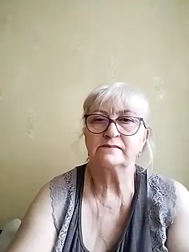 Snapshot of LolkaAlyss chatting on September 2025 03:39:02 PM LolkaAlyss online show from September 2025 03:39:02 PM