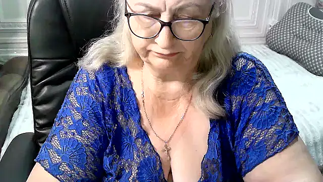 LolkaAlyss online show from May 2026 05:15:01 AM