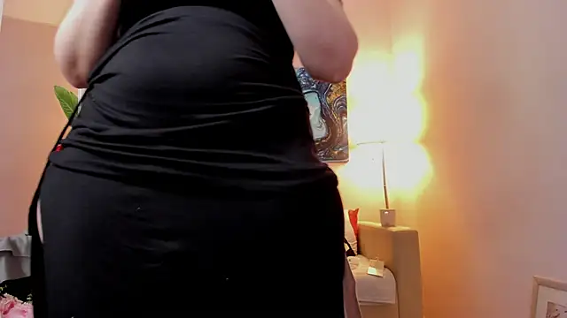 BattyMoll online show from March 2025 06:31:01 PM