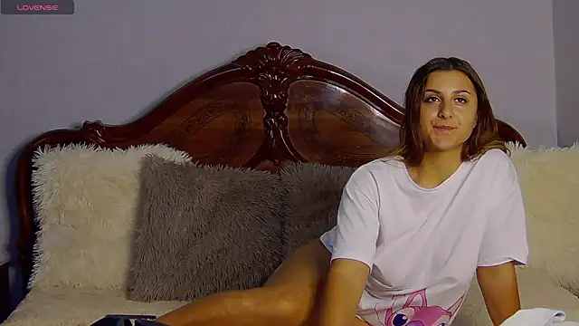 NicolePlay online show from October 2025 11:55:01 AM