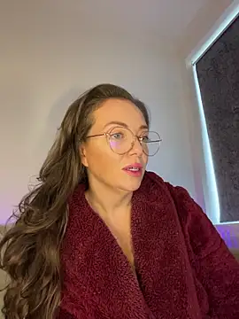 FemDom RubyKnightXXO online show from October 2025 12:14:01 PM