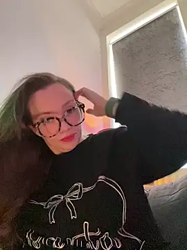 Snapshot of FemDom_RubyKnightXXO chatting on June 2026 06:02:01 PM FemDom RubyKnightXXO online show from June 2026 06:02:01 PM