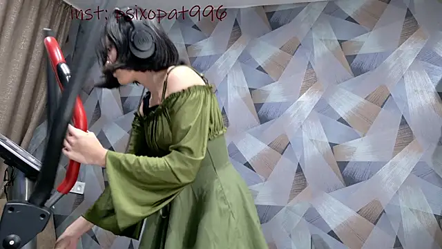 aliiiiiina online show from October 2025 08:59:02 PM