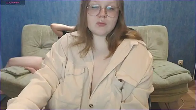 Snapshot of Touch_me_more_please chatting on March 2025 09:43:02 PM Touch me more please online show from March 2025 09:43:02 PM