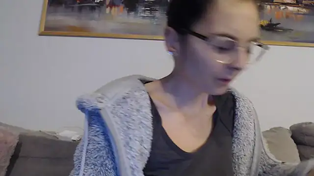 cleophee online show from January 2026 05:43:02 AM