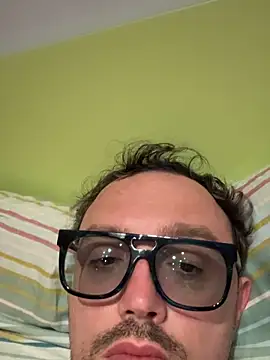 Snapshot of minga1995 chatting on September 2025 10:11:01 PM minga1995 online show from September 2025 10:11:01 PM